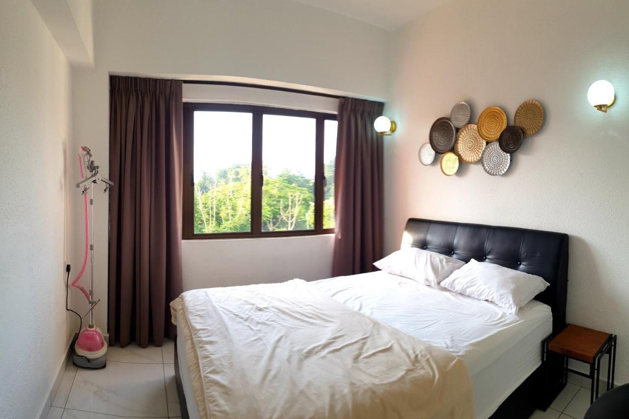 Sri Sayang By Coral Holiday Resort Batu Feringgi Εξωτερικό φωτογραφία